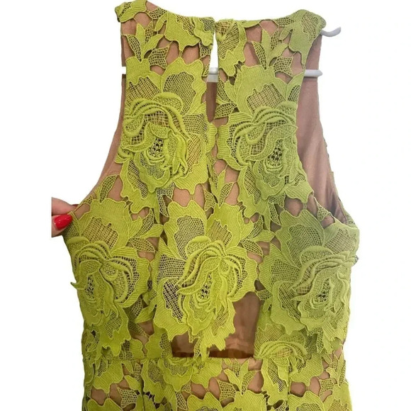 NWT! Adelyn Rae Cassie 3D Crochet Mini Dress in Lime Green Sz S - Picture 7 of 10